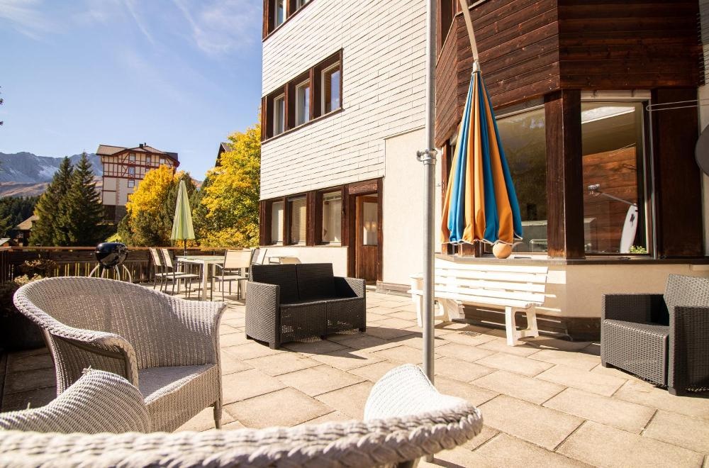 Miraflor Betty by Arosa Holiday